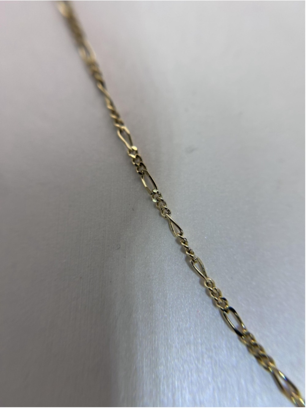 Ana Luisa Necklace Gold Tone Figaro Chain Lobster Clasp Minimalist Layering - Picture 2 of 6